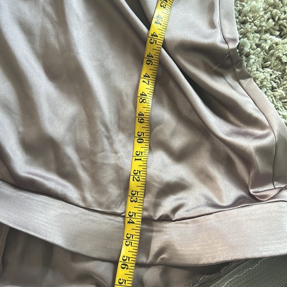 Elegant dress - Picture 5 of 7